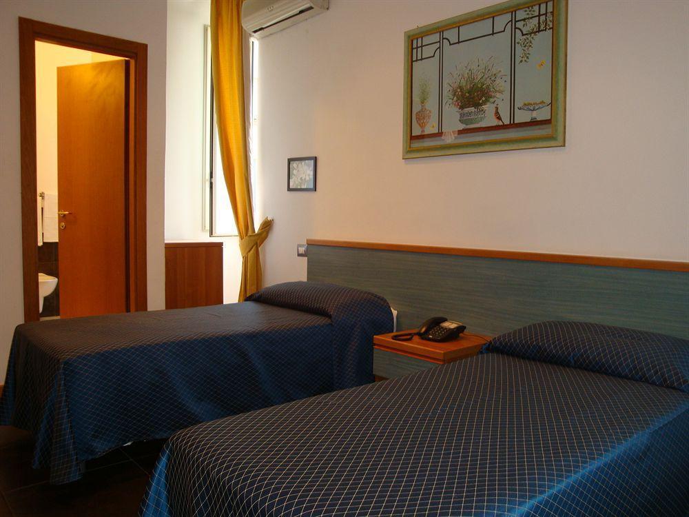 Hotel Marcantonio Roma Esterno foto